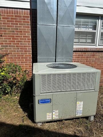 495 Rowland Mill Rd, Bruceton, TN 38317