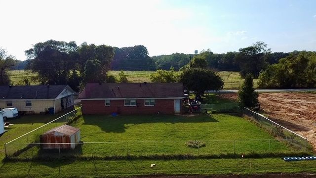 495 Rowland Mill Rd, Bruceton, TN 38317