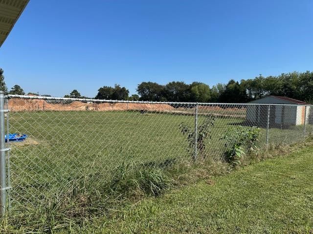 495 Rowland Mill Rd, Bruceton, TN 38317