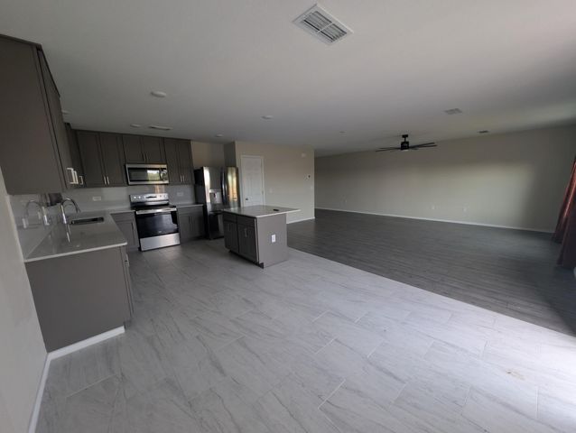 455 N Manchester Street N, Van Alstyne, TX 75495