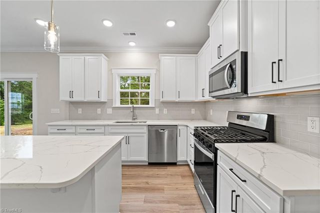 110 Vine Maple Court, King, NC 27021