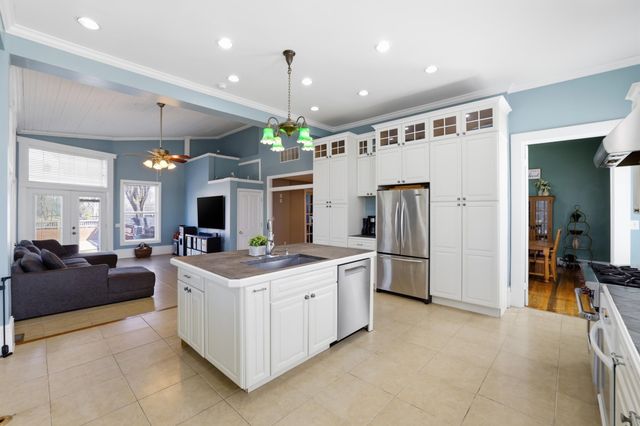 1253 Millersburg Road, Paris, KY 40361