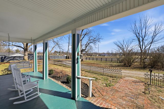 1253 Millersburg Road, Paris, KY 40361