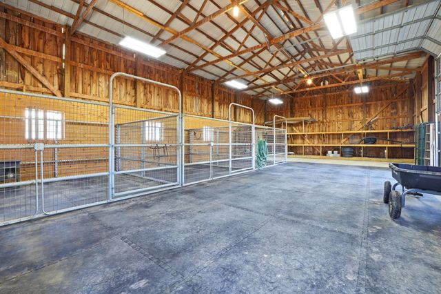 1253 Millersburg Road, Paris, KY 40361