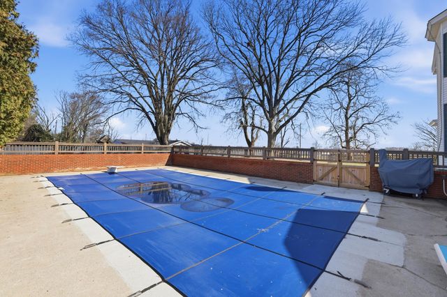 1253 Millersburg Road, Paris, KY 40361