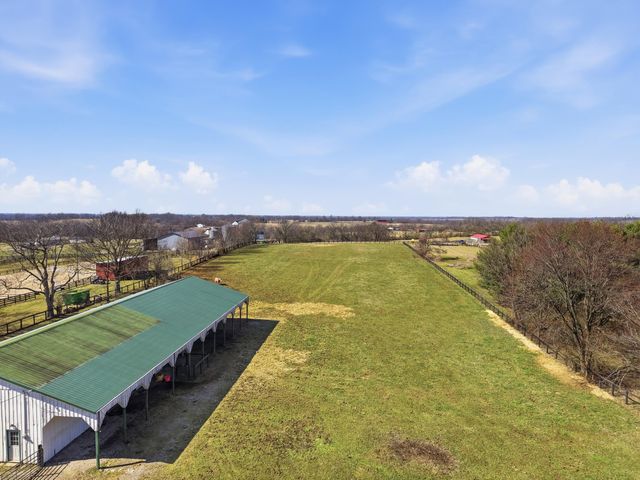 1253 Millersburg Road, Paris, KY 40361