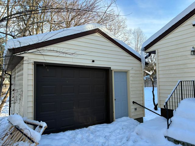 909 Westfall Avenue, Kalamazoo City, MI 49006