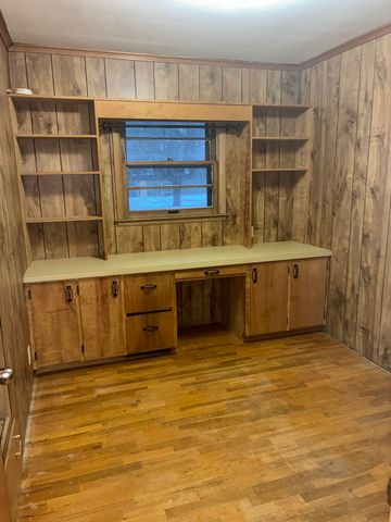 909 Westfall Avenue, Kalamazoo City, MI 49006