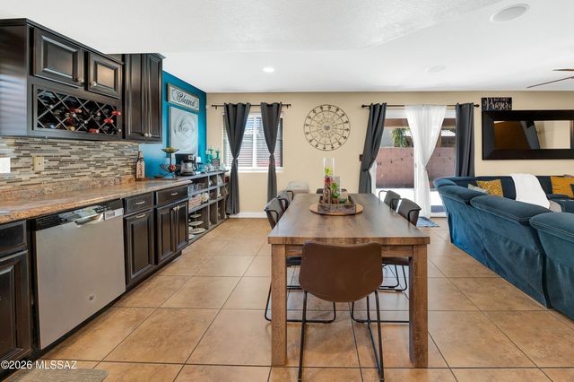 7159 W Maple Ridge Drive, Tucson, AZ 85743