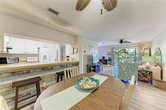 756 WHITE PINE TREE ROAD 210, Venice, FL 34285