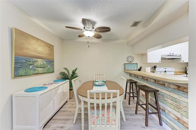 756 WHITE PINE TREE ROAD 210, Venice, FL 34285