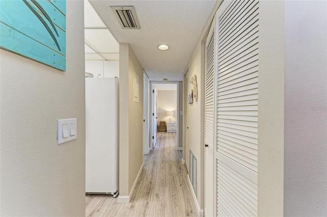 756 WHITE PINE TREE ROAD 210, Venice, FL 34285