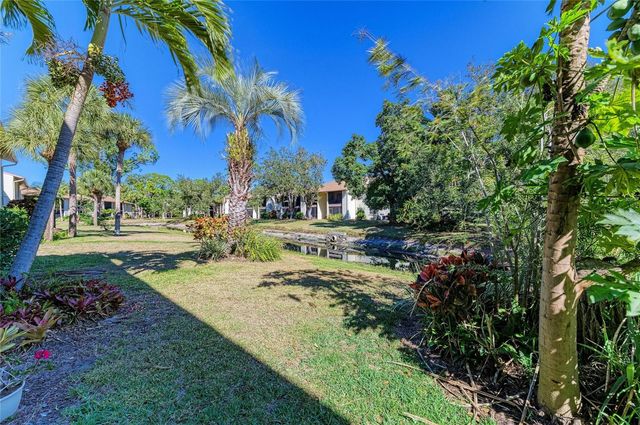 756 WHITE PINE TREE ROAD 210, Venice, FL 34285
