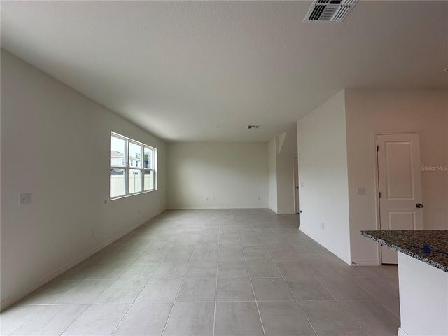 37411 ROANOKE RIVER WAY, Zephyrhills, FL 33540