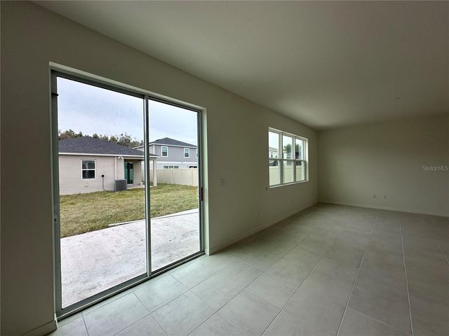 37411 ROANOKE RIVER WAY, Zephyrhills, FL 33540