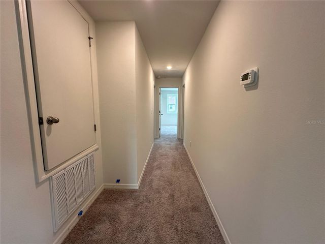 37411 ROANOKE RIVER WAY, Zephyrhills, FL 33540