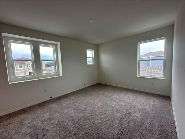 37411 ROANOKE RIVER WAY, Zephyrhills, FL 33540