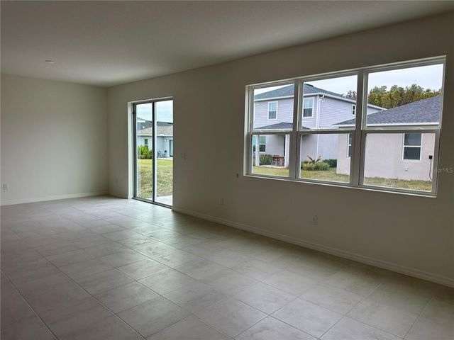 37411 ROANOKE RIVER WAY, Zephyrhills, FL 33540