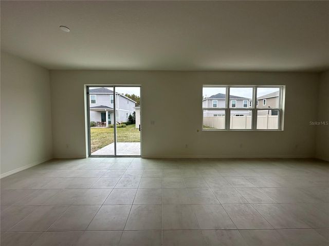 37411 ROANOKE RIVER WAY, Zephyrhills, FL 33540