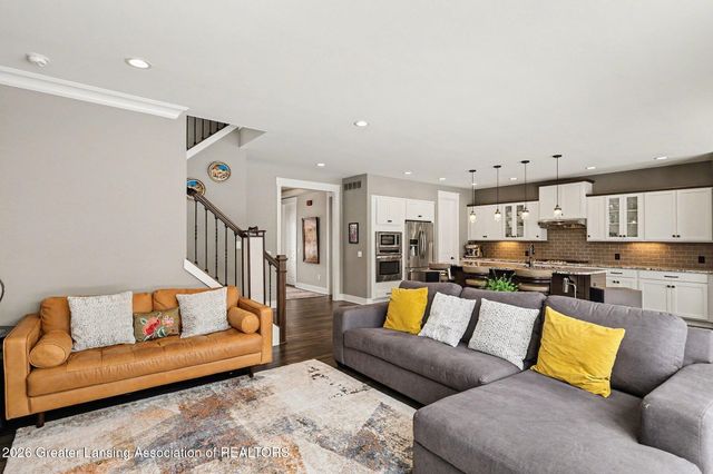 6072 Sleepy Hollow Lane, East Lansing, MI 48823