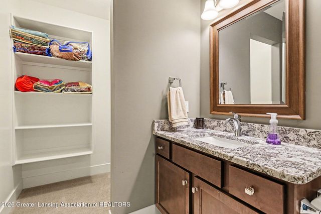 6072 Sleepy Hollow Lane, East Lansing, MI 48823