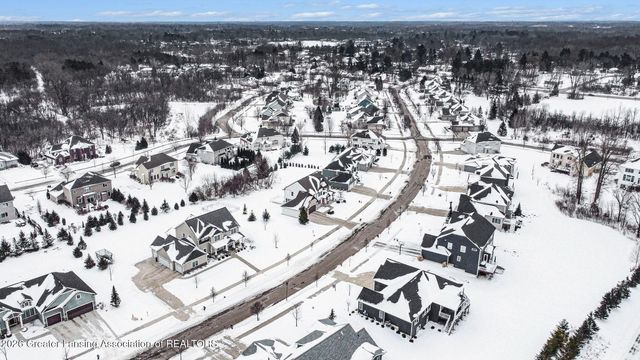 6072 Sleepy Hollow Lane, East Lansing, MI 48823