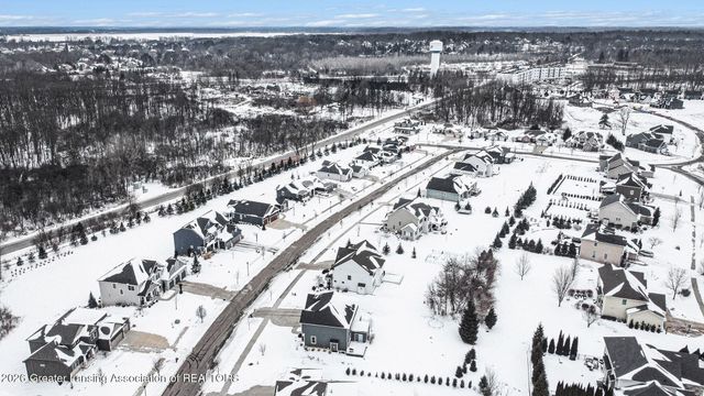 6072 Sleepy Hollow Lane, East Lansing, MI 48823