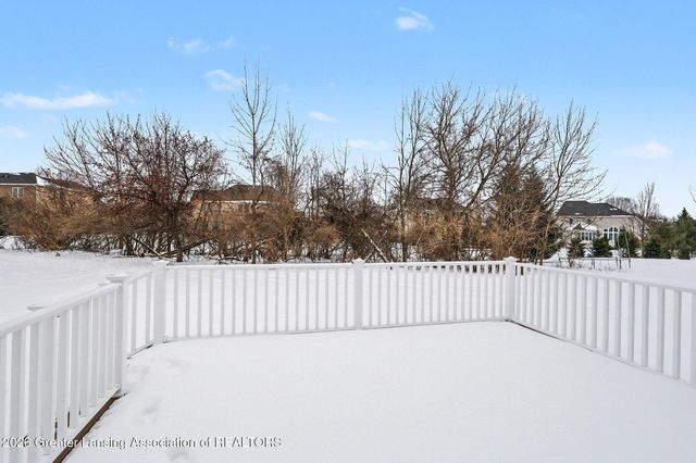 6072 Sleepy Hollow Lane, East Lansing, MI 48823