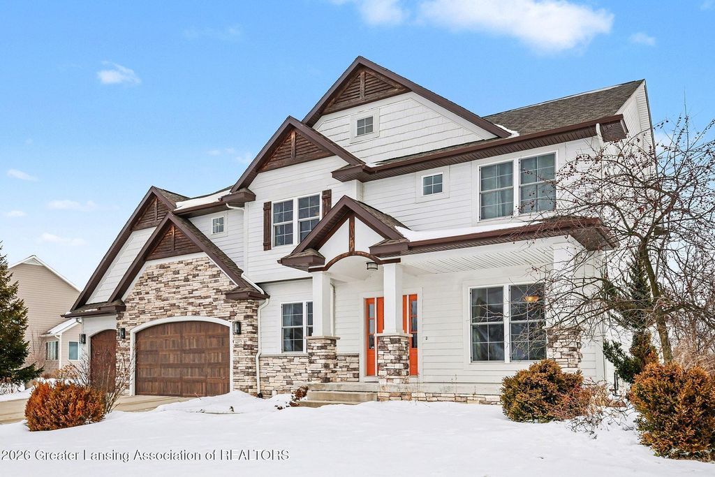6072 Sleepy Hollow Lane, East Lansing, MI 48823