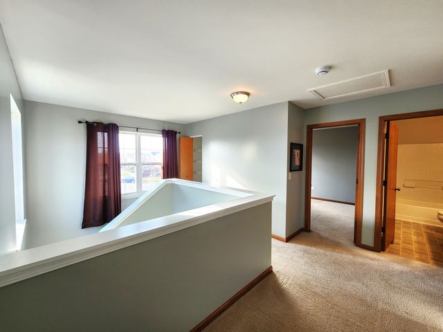 2552 Cesario Drive, Hampshire, IL 60140