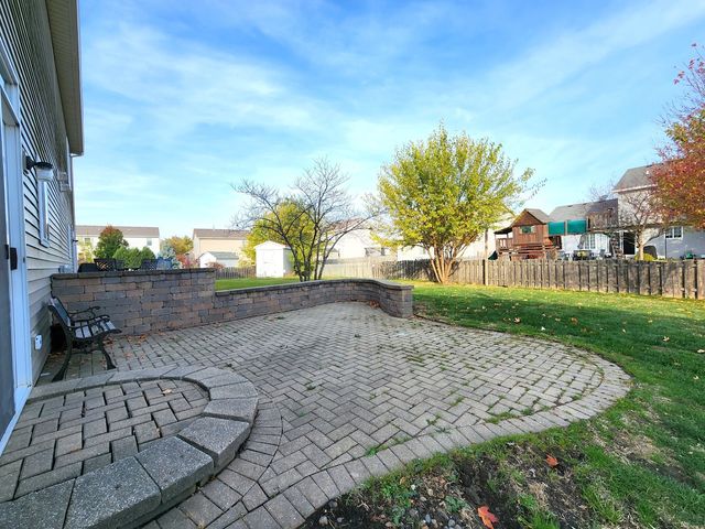 2552 Cesario Drive, Hampshire, IL 60140