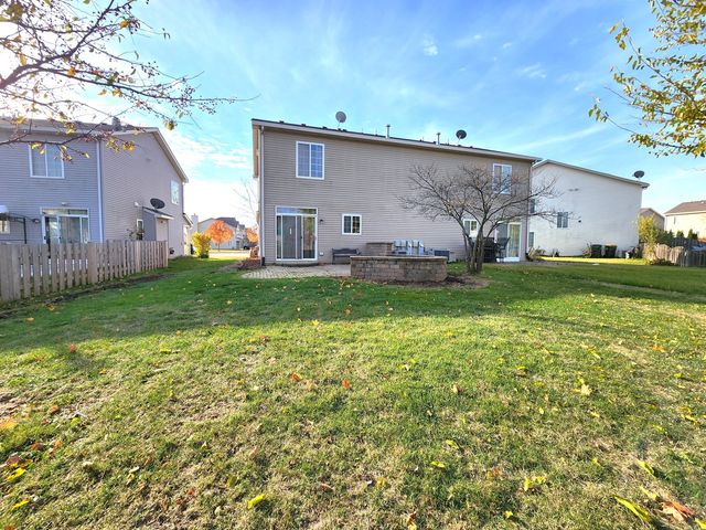 2552 Cesario Drive, Hampshire, IL 60140