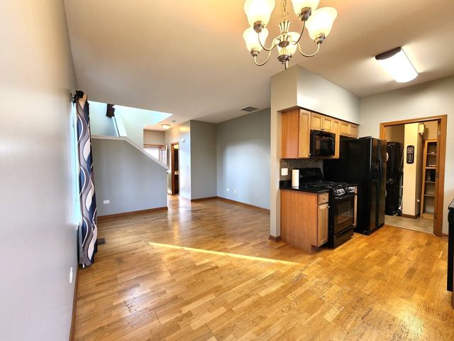 2552 Cesario Drive, Hampshire, IL 60140