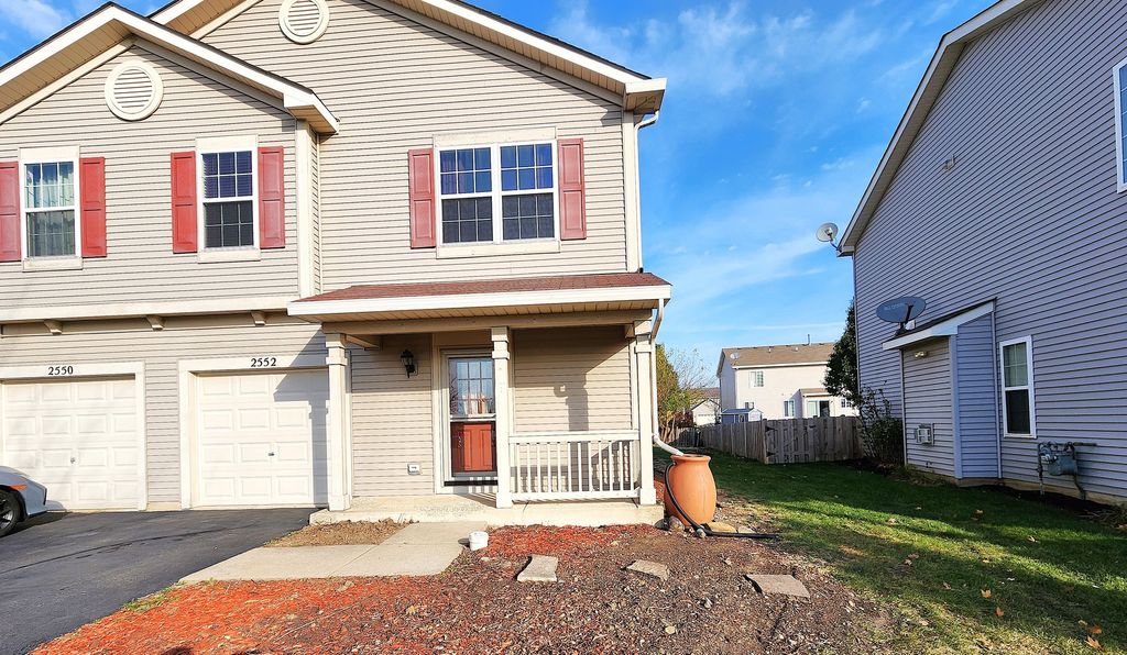 2552 Cesario Drive, Hampshire, IL 60140