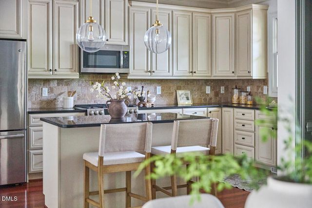 713 Mordecai Towne Place, Raleigh, NC 27604