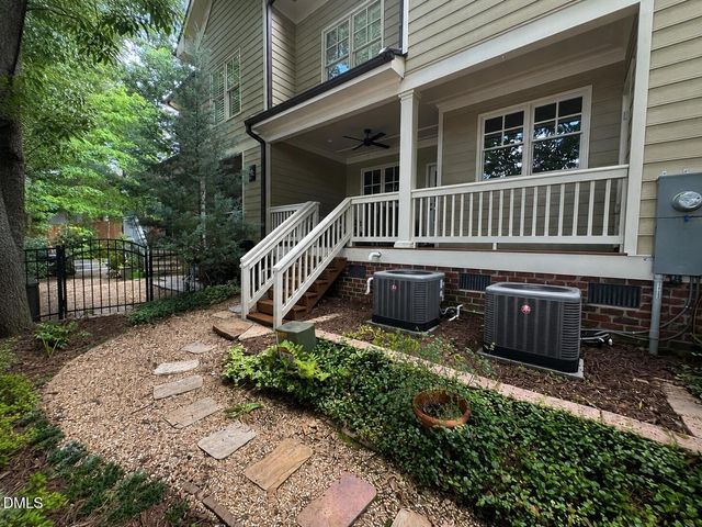 713 Mordecai Towne Place, Raleigh, NC 27604