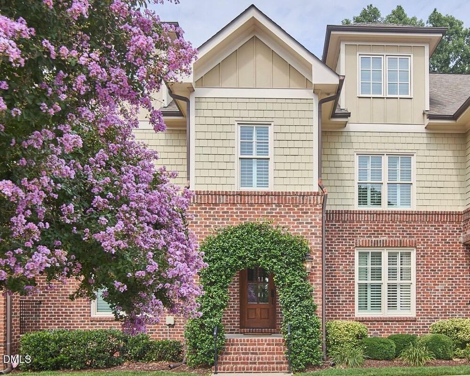 713 Mordecai Towne Place, Raleigh, NC 27604