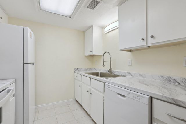 2401 Leon ST 210, Austin, TX 78705