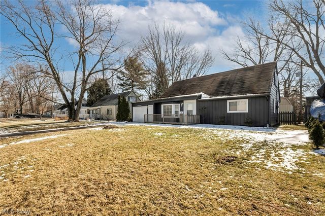 4890 Northwood Drive, Sheffield Lake, OH 44054