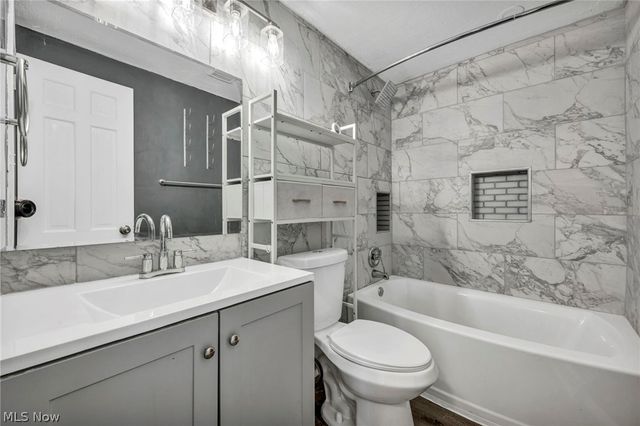 4890 Northwood Drive, Sheffield Lake, OH 44054