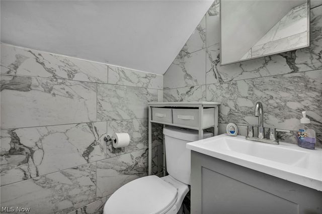 4890 Northwood Drive, Sheffield Lake, OH 44054