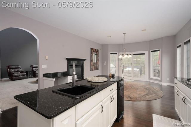 6091 Brookstone Lane, Grand Blanc, MI 48439