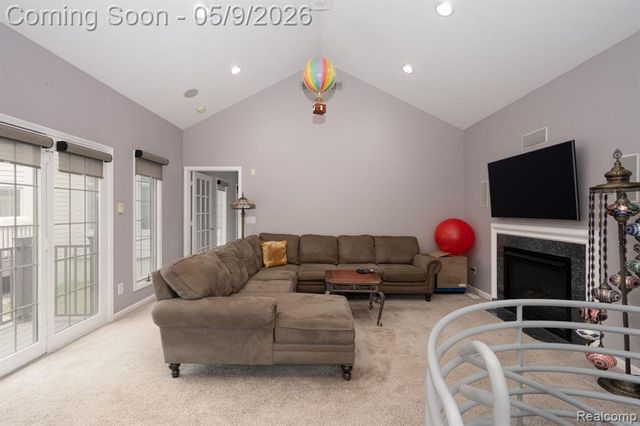 6091 Brookstone Lane, Grand Blanc, MI 48439