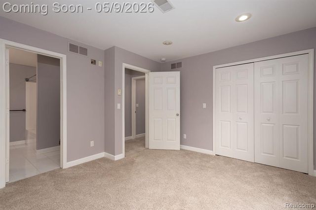 6091 Brookstone Lane, Grand Blanc, MI 48439