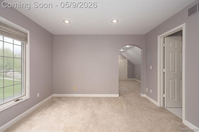 6091 Brookstone Lane, Grand Blanc, MI 48439