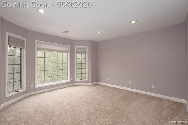 6091 Brookstone Lane, Grand Blanc, MI 48439
