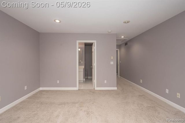 6091 Brookstone Lane, Grand Blanc, MI 48439