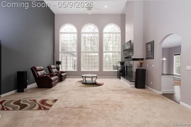 6091 Brookstone Lane, Grand Blanc, MI 48439