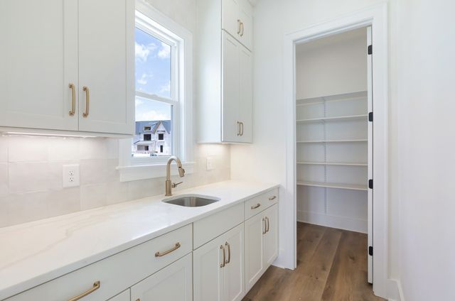 1117 Sage St, Thompsons Station, TN 37179