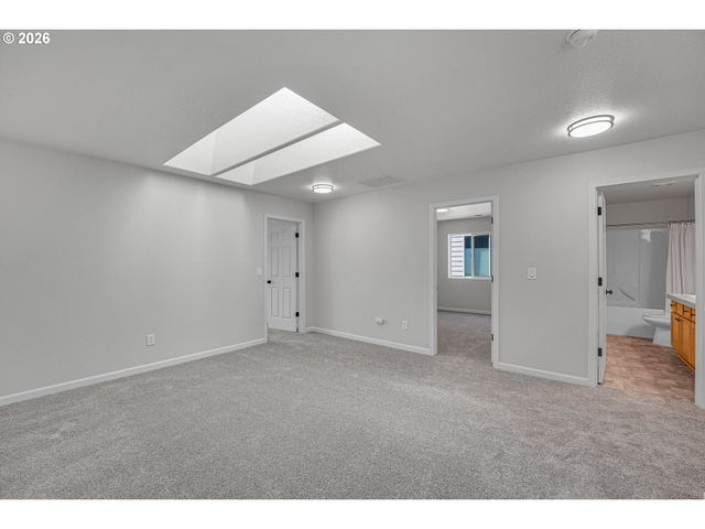 3730 Se OAKLEAF St, Hillsboro, OR 97123